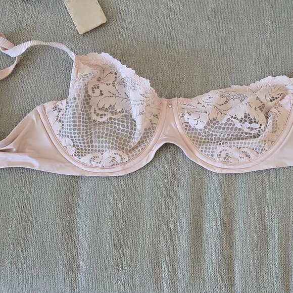 Le Mystère 34F Demi Bra Womens Pink Lace Allure Unlined Underwire - Picture 1 of 4